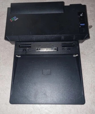 original IBM Docking Station 2631 mit viele Anschlüssen  + Schlüßel - Bild 1 von 3