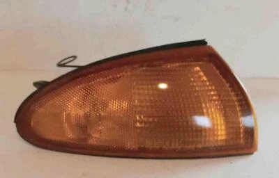 1996 MIRAGE COUPE RH TURN SIGNAL LIGHT USED OEM Foto 1 de 4
