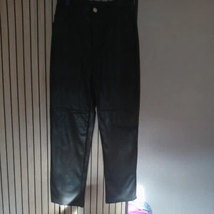New Look Leather Look (PVC) Black Pants Size 10 - Picture 1 of 5