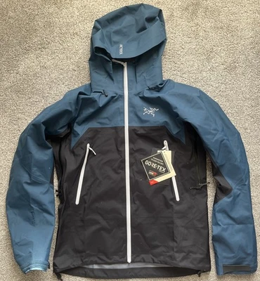 Arc'teryx Men's Beta AR Goretex Jacket Medium Blue Black - Image 1 of 4