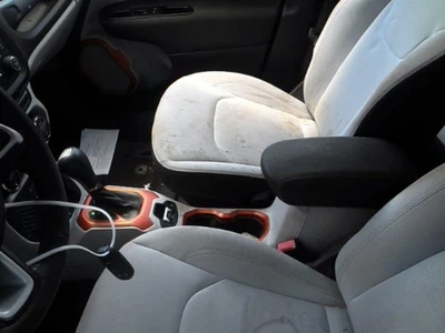 Consola piso delantero compatible con 15-17 RENEGADE 104891445 Foto 1 de 4