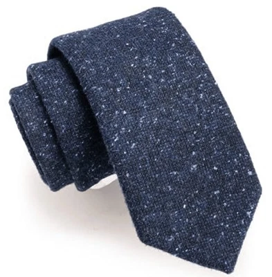 "Corbata de lana de cachemir de color liso 57"" y cuadrado de bolsillo, juego de clips de corbata azul marino" Foto 1 de 4