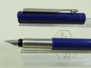 Parker Vector Blue Fountain Pen, CT, M Steel Nib, 2008 *Ex Cond* - Picture 1 of 13