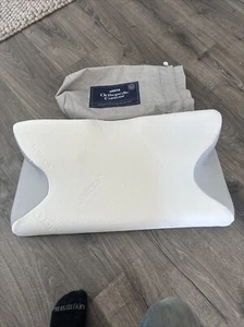 Contour Memory Foam Pillow for Sleeping Orthopedic Cervical Support SUTERA - Picture 1 of 3