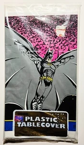 Vintage 1991 Batman Returns Plastic Tablecover *NEW SEALED* DC Comics 90s Party - Picture 1 of 2