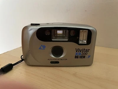 Vivitar XB200 big view 35mm Film Camera Point & Shoot works not film tested vide - Image 1 of 4