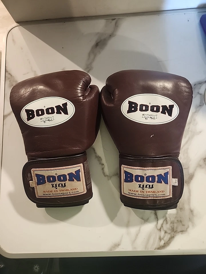 Boon Sport Muay Thai Boxing BGV 16oz Maroon Black - Image 1 of 4