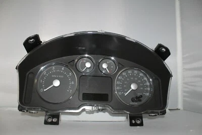 Cuadro de instrumentos velocímetro medidor de panel 07 Mercury Montego 48.865 millas Foto 1 de 4