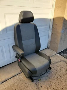 07-12 Dodge Freightliner Sprinter 2500 3500 Driver Seat Assembly Front Left OEM - Picture 1 of 11