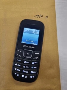 Samsung E1200i Black Unlocked Network Mobile Phone - Zdjęcie 1 z 2