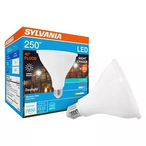 SYLVANIA Night Chaser LED PAR38 Light Bulb, 250W=25W, Dimmable, 22 Years, Sup... - Picture 1 of 7
