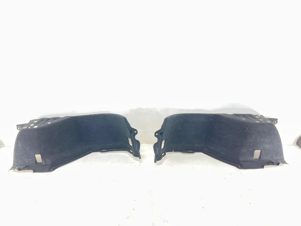 06-08 Cubierta de moldura de cuarto de panel de maletero trasero izquierdo y derecho Lexus RX400h OEM Foto 1 de 4