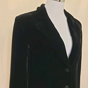 Rafaella Blazer Jacke schwarz Velours 2 Knöpfe gefüttert Damen 8 Viskose Seide Whimsigoth - Bild 1 von 8