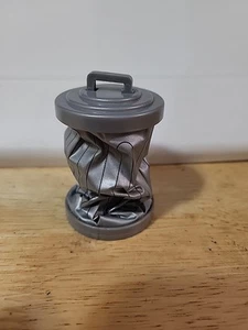 WCW Mülleimer Actionfigur ToyBiz WCW Zubehör Championship - Bild 1 von 4