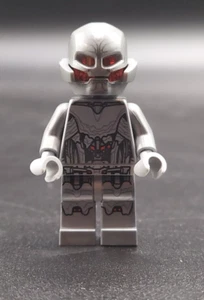 LEGO Marvel Superheroes Ultimate Ultron Minifigure from Set 76032 - Picture 1 of 2