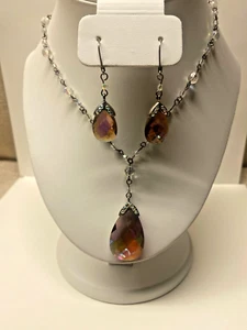 AVON “SPARKLING ROSE COLOR DROP” Necklace and Earrings SET NEW - Picture 1 of 22
