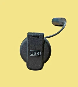 OEM 14-21 Ram Promaster 1500 - 3500 USB Charging Port #4657 - Foto 1 di 5