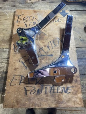 Pillón de respaldo Intruder Sissy Bar Suzuki Boulevard VS1400 S83. Foto 1 de 4