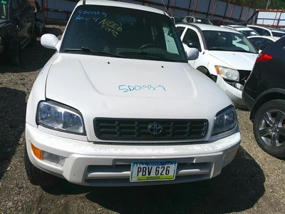 Depósito de refrigerante compatible con 96-00 RAV4 2415937 Foto 1 de 4