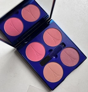 Actilabs Urban Retreat Blush Quad Compact New - Picture 1 of 5