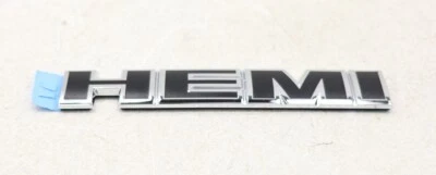 NEW OEM Mopar HEMI Fender Badge Black & Chrome 68028278AB Dodge Challenger 09-10 - Изображение 1 из 3