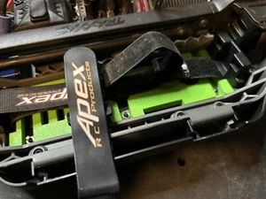 Bandeja de batería Traxxas Jato 4x4 para todas las Traxxas 4x4 - Imagen 1 de 2