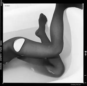 JSM 793.04 B&W Figure Study, Signed Limited Edition Photo by Craig Morey - Picture 1 of 3