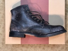 frye logan cap toe boot