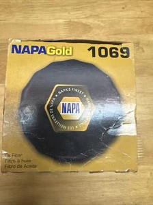NOS NAPA Gold 1069 Oil Filter - Picture 1 of 4