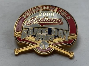 Cleveland Indians 2009 Progressive Field Game Day Staff Pin Pinback Guardians - Picture 1 of 12