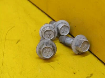 Ford Focus 2000-2011 OEM capó bisagra pernos juego 01 02 03 04 05 06 07 08 09 10 11 Foto 1 de 2