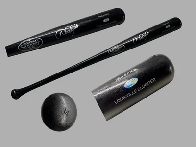 Bate firmado por Derek Jeter. Holograma Steiner. Louisville Slugger Foto 1 de 3