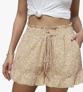 New Ruffle High Waisted Shorts With Pockets Size Large - Picture 1 of 3