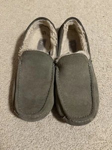 UGG Mens Ascot Slippers Suede Upper Wool Lining Slip-On Chestnut Size 10 EUC - Picture 1 of 9