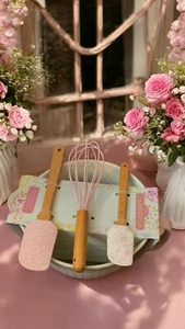 NEW CUTE Pink Handled Mixing Bowl Set BakeShop, 4pc set Cottage Core Shabby Chic - Picture 1 of 8