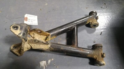 Brazo inferior delantero izquierdo usado OEM YAMAHA MOTO 4 350 3GH-23570-00-00 Foto 1 de 4