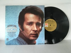 Herb Alpert & The Tijuana Brass - Sounds Like - A&M Records (1967) 12" Vinyl LP - Imagen 1 de 2