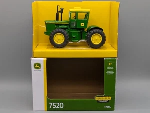 Traktor Modell 1:32 Ertl John Deere 7520 Schlepper in OVP - Bild 1 von 16