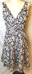 summer dress Black and white floral, London Times, ruched waist, sz:8 N Ladies, - Picture 1 of 8