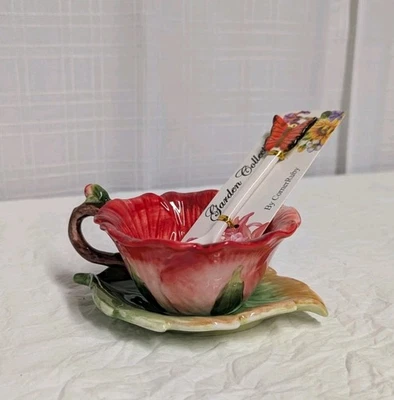 Juego de 3 tazas de té, platillo de hojas y cuchara mariposa de flor de rubí de esquina rojas nuevas  Foto 1 de 4