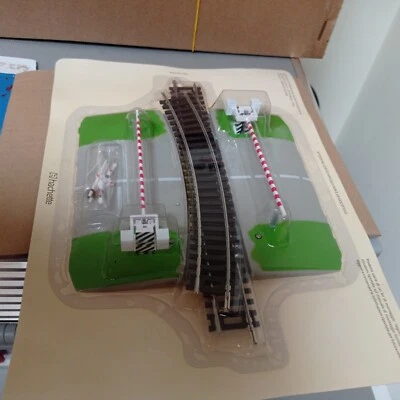 HACHETTE FS PASSAGGIO A LIVELLO SCALA H0 - Immagine 1 di 2