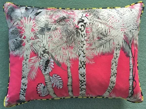 .DESIGNERS GUILD CHRISTIAN LACROIX CROISETTE BOUGANVILLIER COPERTURA IMBOTTITURA 60x45cm - Foto 1 di 2