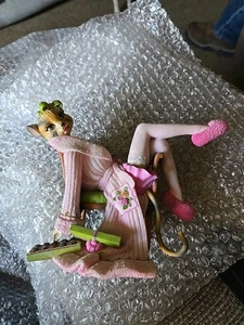Alley Cats~Katy Diva~Cat Lounges w/Robe and Slippers FE39~Kurt Alder, F - Picture 1 of 11