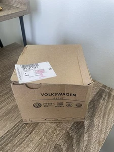 Genuine Audi Bentley Porsche Urus Thermostat Unit 0P2-121-115-D New In Box - Picture 1 of 4