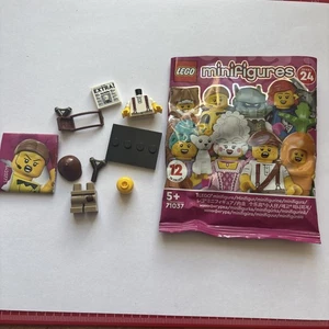 Lego Mini Figure Series 24. Paper Boy. - Picture 1 of 2