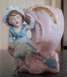 VINTAGE  GIRL with SPADE  FIGURINE & HORN of PLENTY VASE.. - Picture 1 of 8
