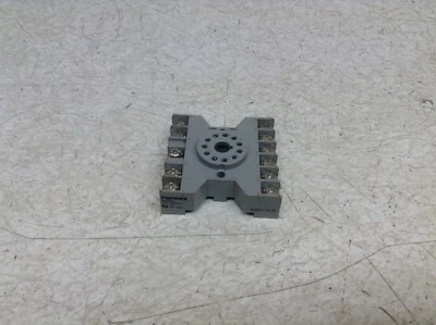 Base de relé Furnas 46S892 10 A 300 V (TB) Foto 1 de 4