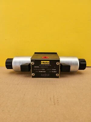 NEW Parker D3W4CNYCFZ Hydraulic Directional Control Valve, 5,000 psi max - Image 1 of 4