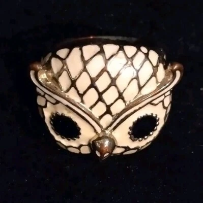 Anillo Búho Vintage Esmalte Blanco/Beige Tono Dorado - Talla 6.5 Foto 1 de 4