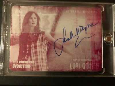 WALKING DEAD EVOLUTION AUTOGRAPH MAGENTA PRINTING PLATE  SARAH WAYNE CALLIES 1/1 - Image 1 of 2